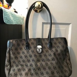 Dooney and Bourke tote